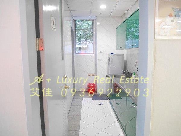 西湖港墘捷運內科廠辦