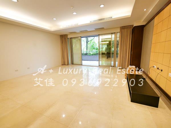 維也納藝術廣場大露台