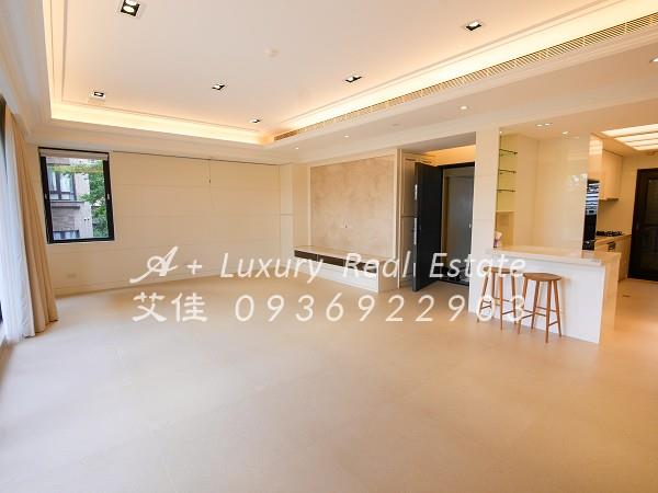Pool近TAS美校