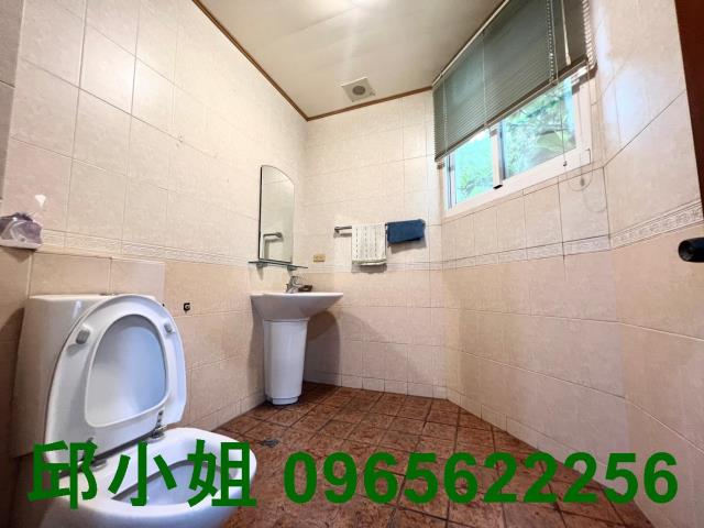 東區透天-11