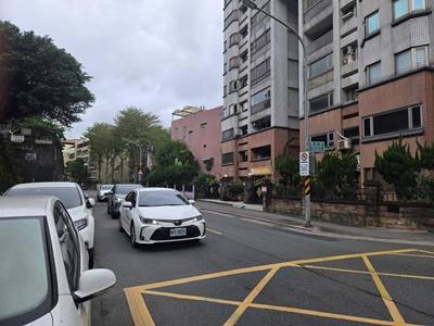 台北內湖華廈法拍-4