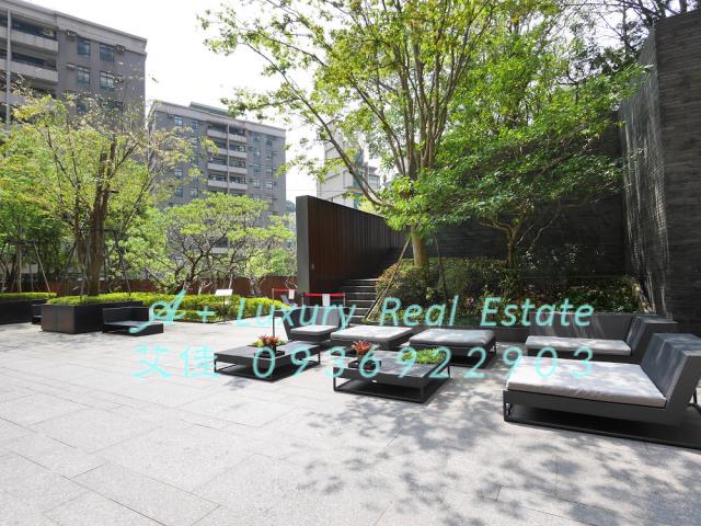 文心AIT