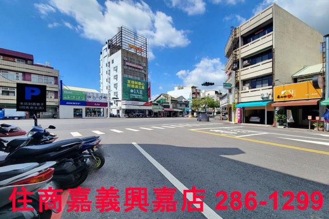 嘉義西區店面-10