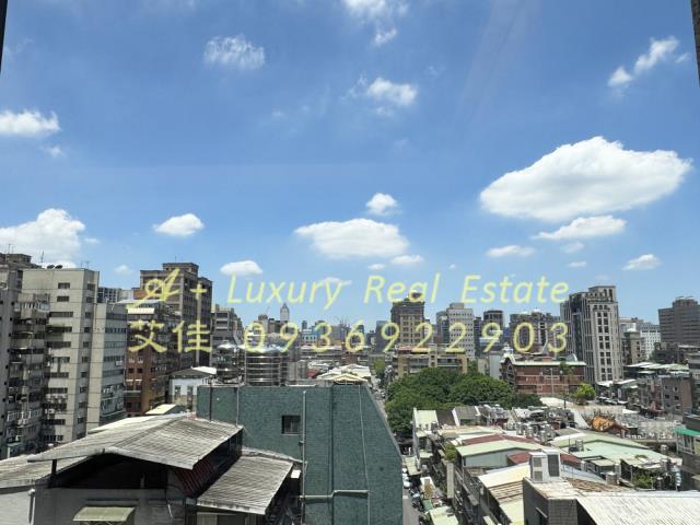 國美貝森朵夫窗景