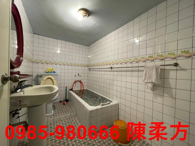 東區透天-9