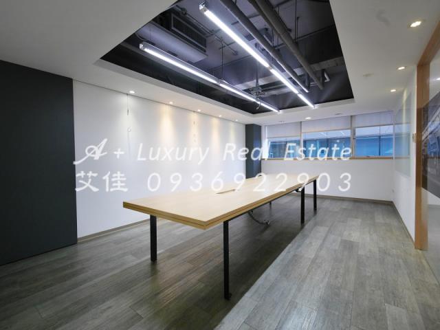 近捷運松山文創大巨蛋