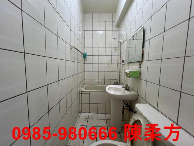 東區透天-12