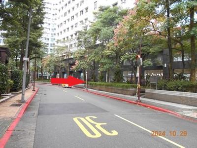 信義區拍賣大樓-7