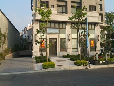 新北八里法拍大樓-5