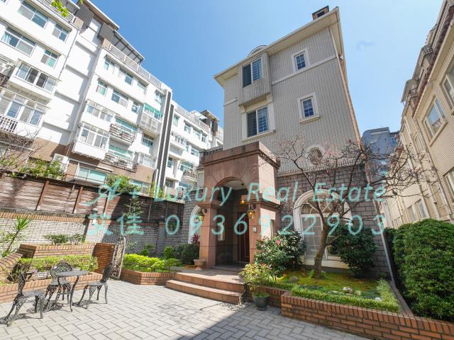 麗景山莊電梯別墅