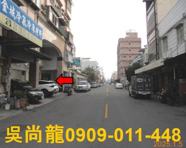 西區拍賣華廈-4