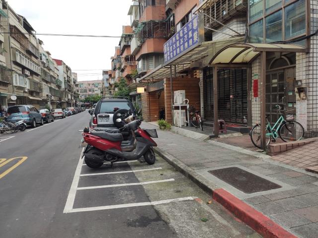 松山法拍店面-3