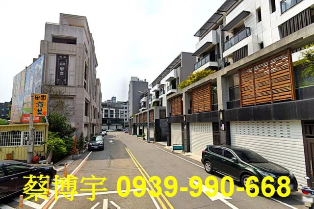 太平區太和路佑崧逸境