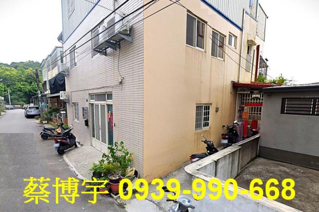 霧峰法拍屋中正路透天