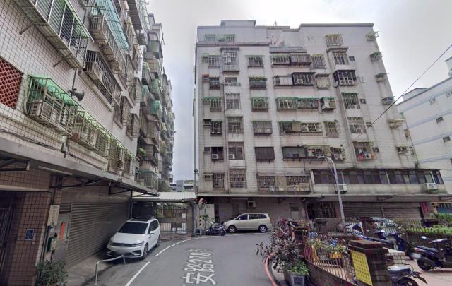 新莊拍賣華廈-1