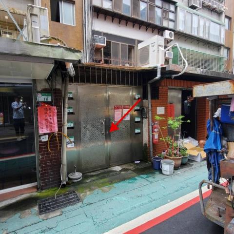 台北文山區拍賣公寓-5