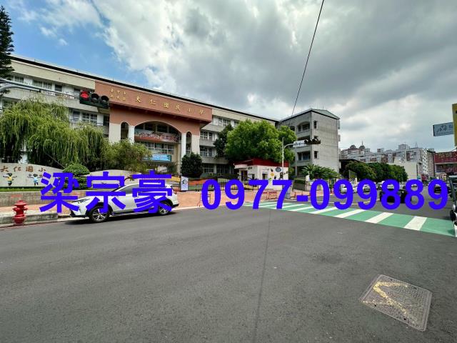 西屯法拍透天-3