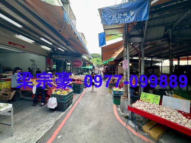 西屯法拍透天-4
