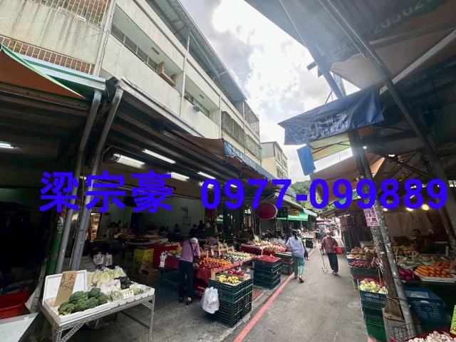 西屯法拍透天-7