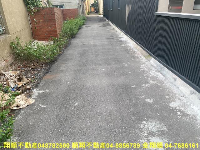 花壇倉庫-2