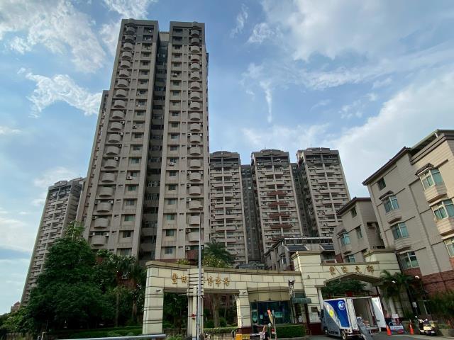 桃園區法拍大樓-3