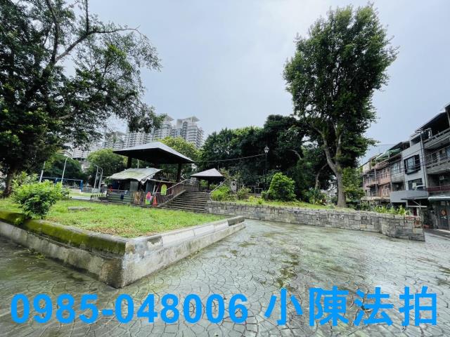新北新店拍賣透天-6