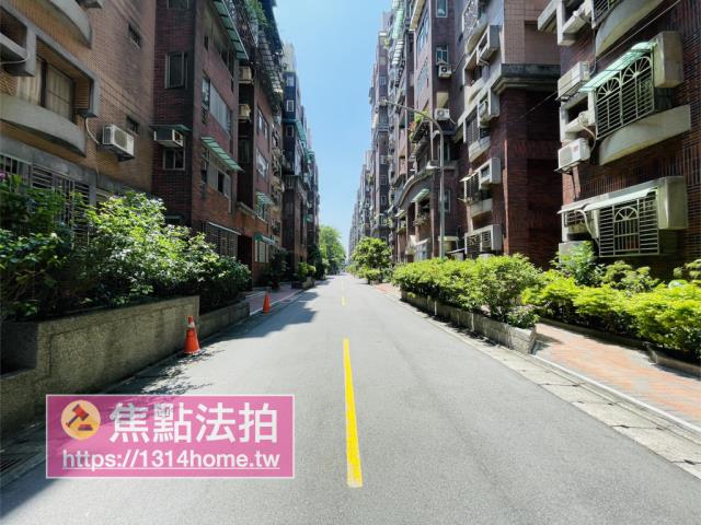 新北板橋大樓法拍-7