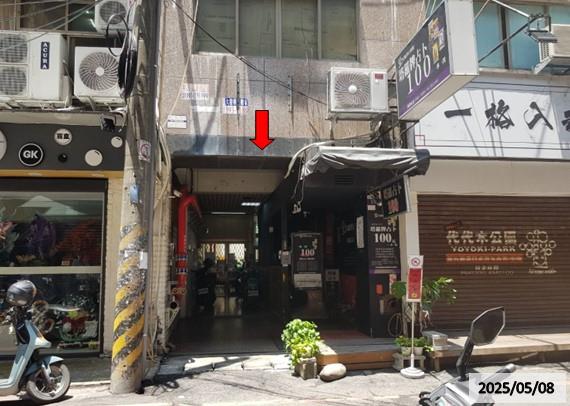 台中西屯華廈法拍-5