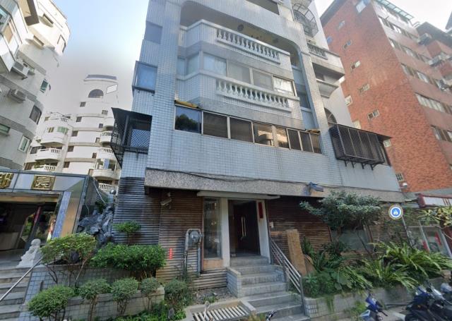 台中西區華廈法拍-2
