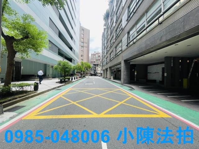 台北信義區拍賣大樓-6