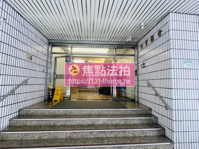 台北信義區拍賣大樓-7