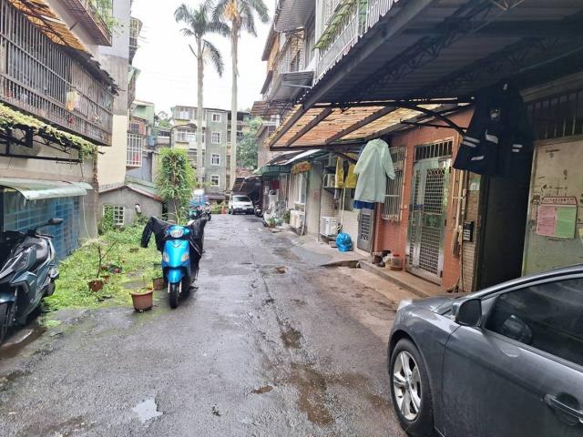 台北南港法拍公寓-3