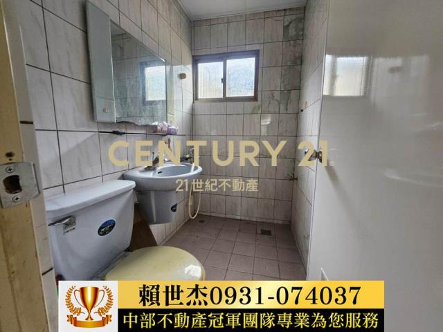 南投南投市透天-14