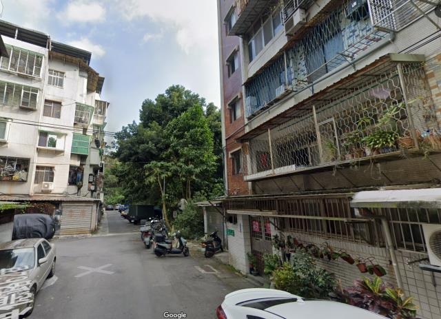 台北文山區公寓法拍-4