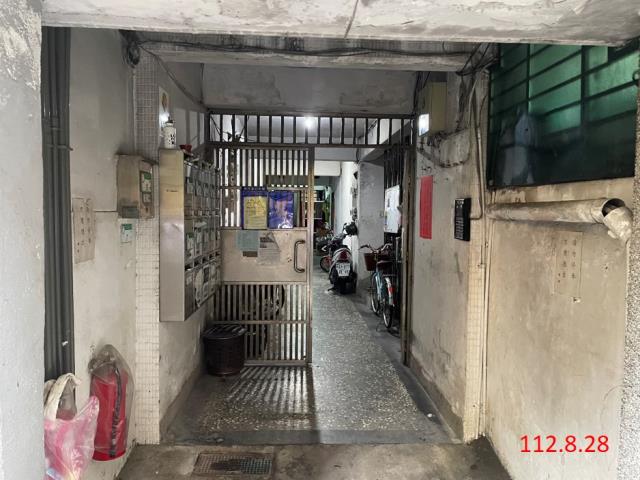 台北文山區公寓法拍-8