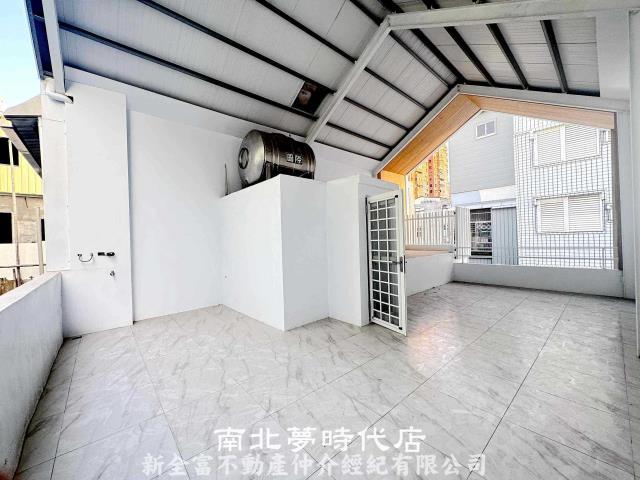 台南東區透天-13