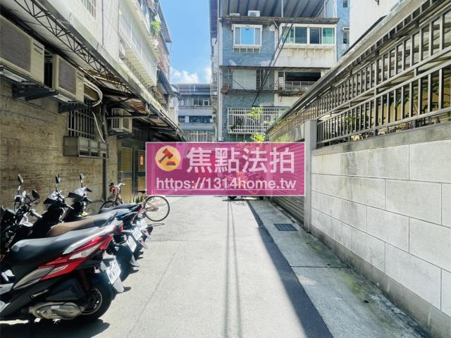 台北文山區公寓法拍-12
