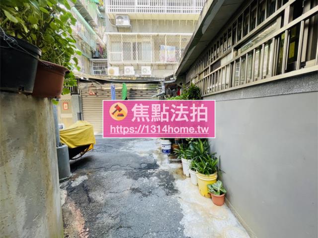 台北文山區公寓法拍-9