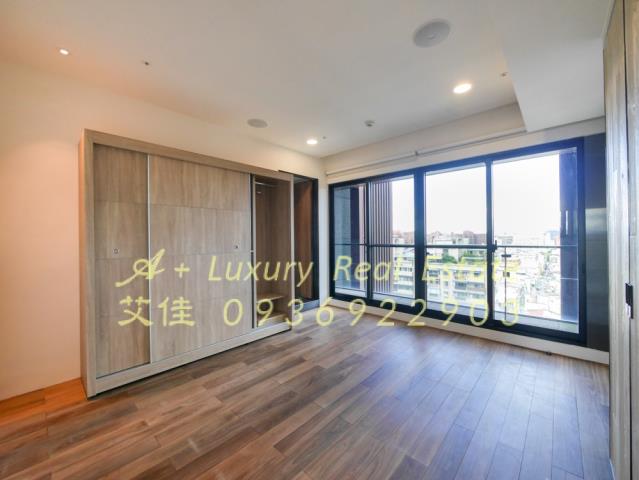 東騰千里