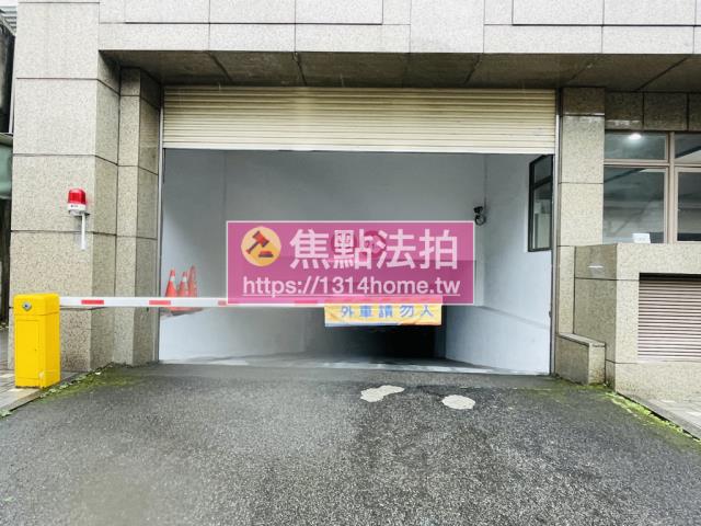 新北板橋大樓法拍-5