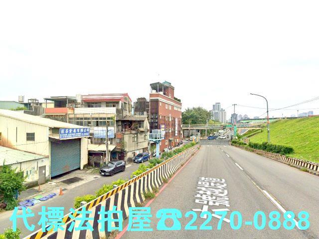 新北五股法拍透天-1