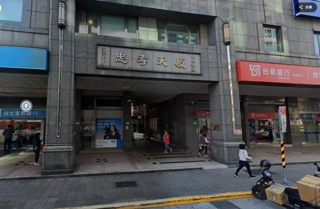台北信義區法拍大樓-9