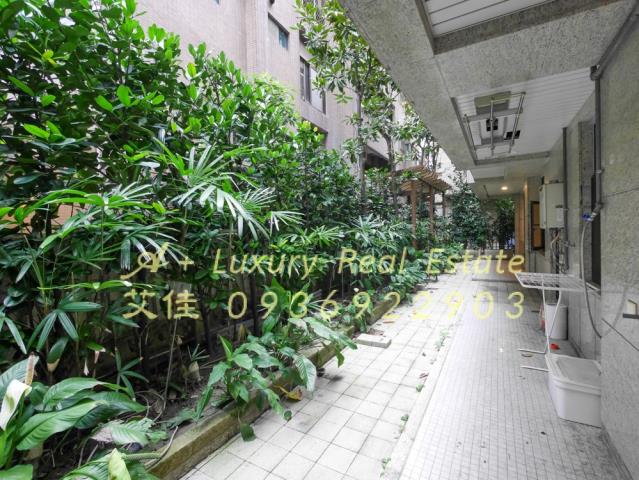 信義御璽一樓大庭院