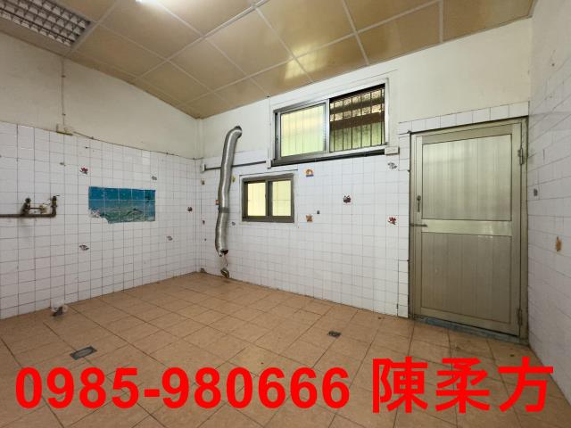 西區透天-8