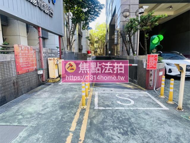 中和法拍店面-7