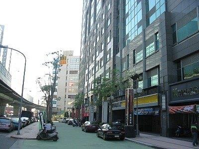 新北中和大樓拍賣-3
