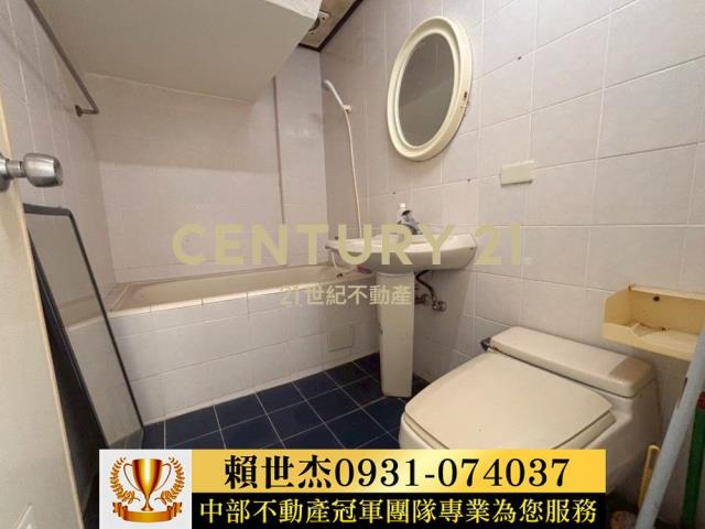 南投南投市透天-11