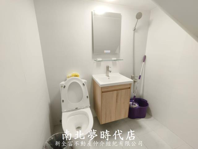 南區透天-11