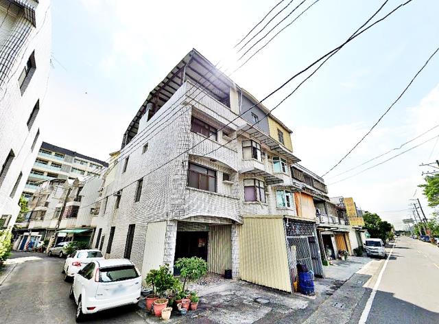 西港區南慶街邊間透天