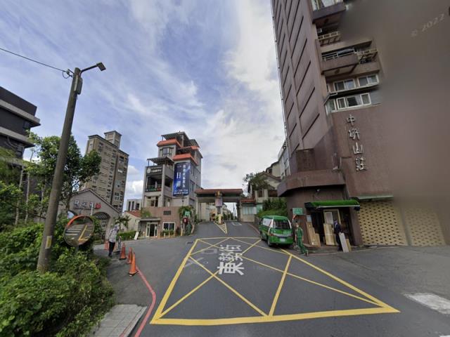 新北汐止透天法拍-1